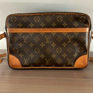 Louis Vuitton Trocadero 30 - Newer Style